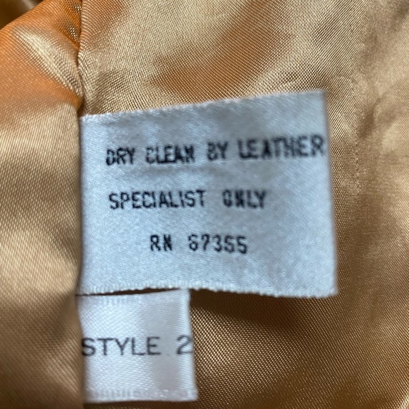 BB Dakota Leather Belted Moto Jacket - Picture 10 of 16